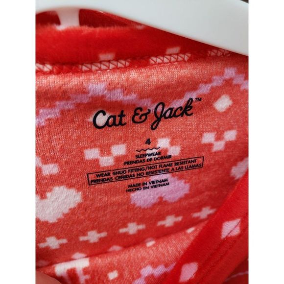 Cat and Jack Red Reindeer Hearts 2 Piece Pajama Sleepwear Size 4 - Picture 2 of 9